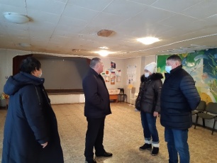 Виталий Матвеев в Колоярском МО: медицину и культуру ждет обновление Виталий Матвеев в Колоярском МО: медицину и культуру ждет обновление