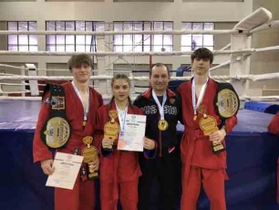 Два золота и бронзу завоевали вольские спортсмены на Первенстве России!