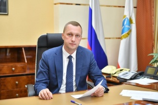 Губернатор Роман Бусаргин поздравляет с Днем учителя