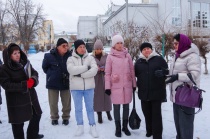 Жители предлагают обновить детскую площадку в центре Вольска