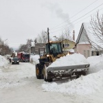 В администрации Вольского района аккумулируются заявки от жителей города на очистку дорог и тротуаров от снега