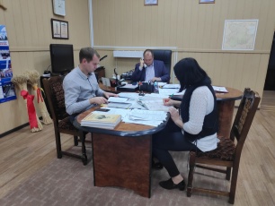 Глава Вольского района Татаринов Андрей Евгеньевич провел прием граждан по личным вопросам