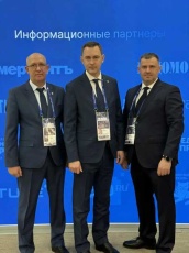 Глава ВМР С.Е. Сафонов погрузился в атмосферу развития и обмена опытом на III Всероссийском муниципальном форуме «МАЛАЯ РОДИНА — СИЛА РОССИИ»